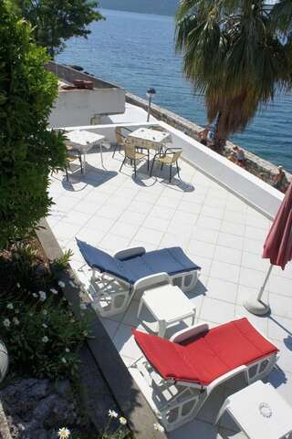 Апартаменты Apartmani Milosevic Херцег-Нови Апартаменты с видом на море-18