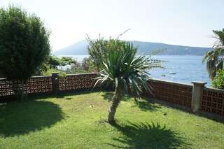 Апартаменты Apartmani Milosevic Херцег-Нови Апартаменты с видом на море-23