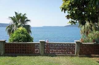 Апартаменты Apartmani Milosevic Херцег-Нови Апартаменты с видом на море-34